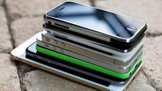 Apple май планира непромокаем iPhone