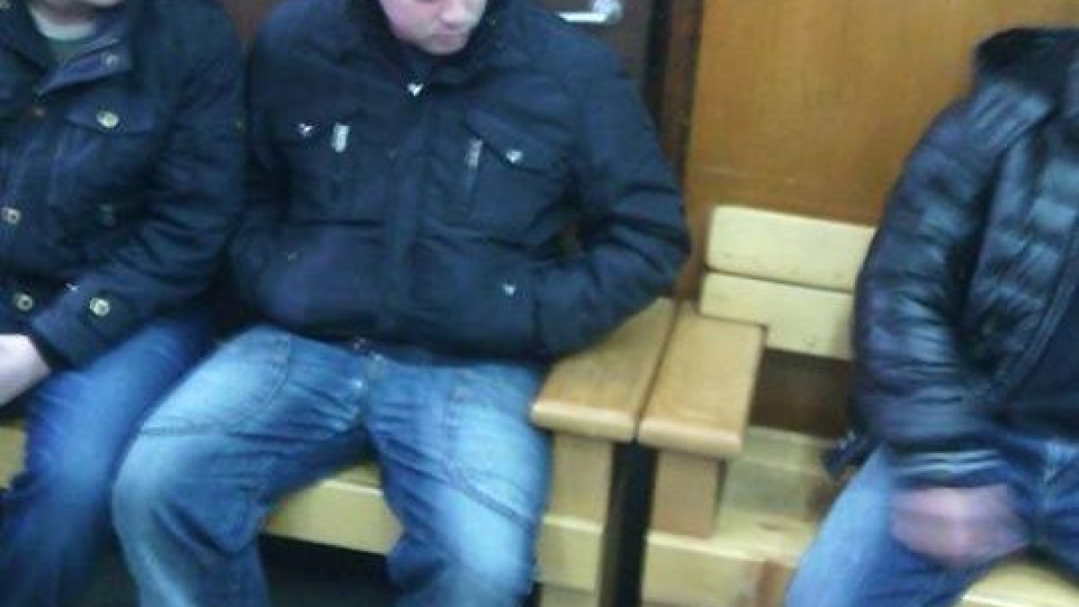 Бившият любовник: Залятата с боя Нона спеше едновременно с трима мъже
