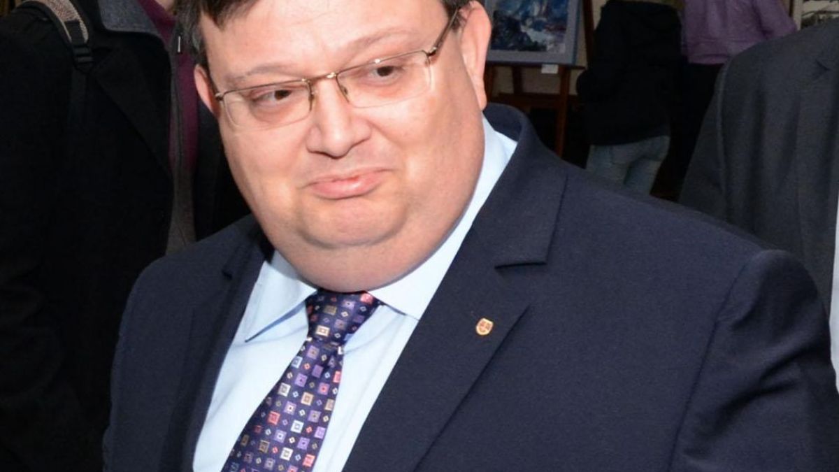 Цацаров поиска имунитета на кандидат-депутат от "Дай, България" за грубо погазване на закона