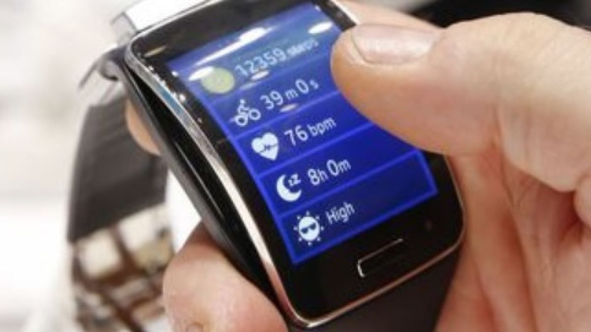 Samsung също подготвя кръгъл умен часовник