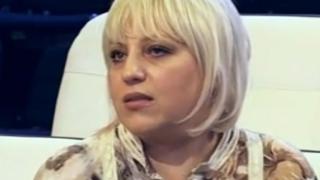 Джуджи пренесе любовта от екрана в живота