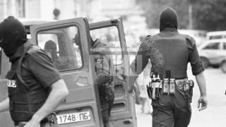 Първо в БЛИЦ: Барети щъкат из столичния квартал „Надежда“ 2?