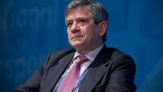 Първо в БЛИЦ: 71-годишeн испанец конкурент на Станишев