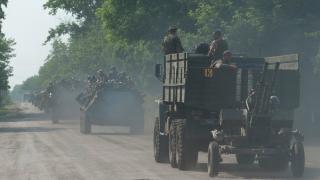Утре в България се изсипва невиждана военна мощ, бойната техника на Великобритания, Испания и Албания ще...