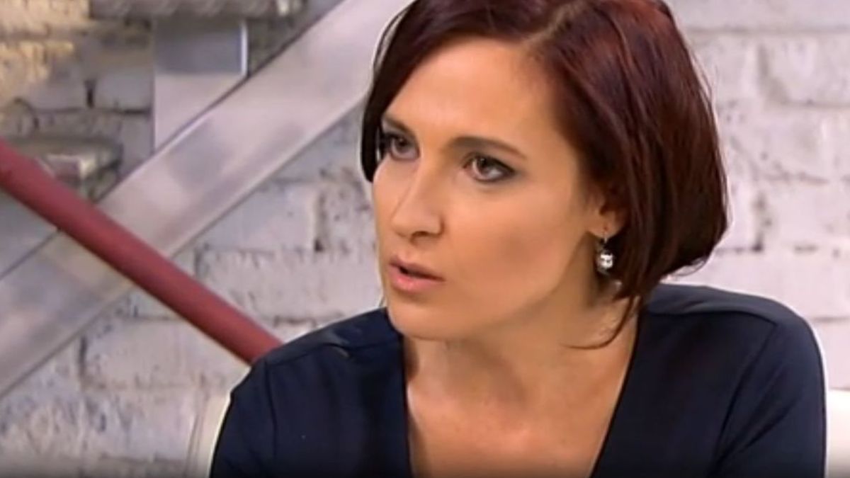 Скандалът с УНСС бушува! Студенти искат главата на Ани Цолова заради брутална гавра!