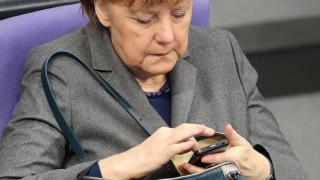 Хакнаха компютъра на Ангела Меркел