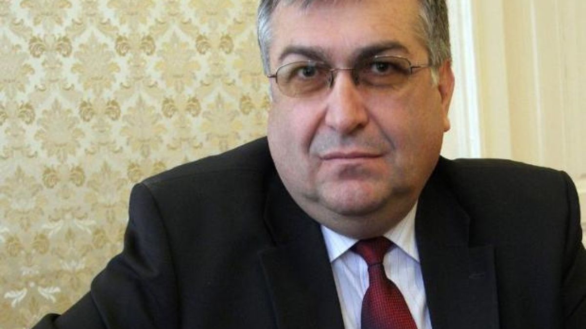 Близнашки ще консултира ДПС 