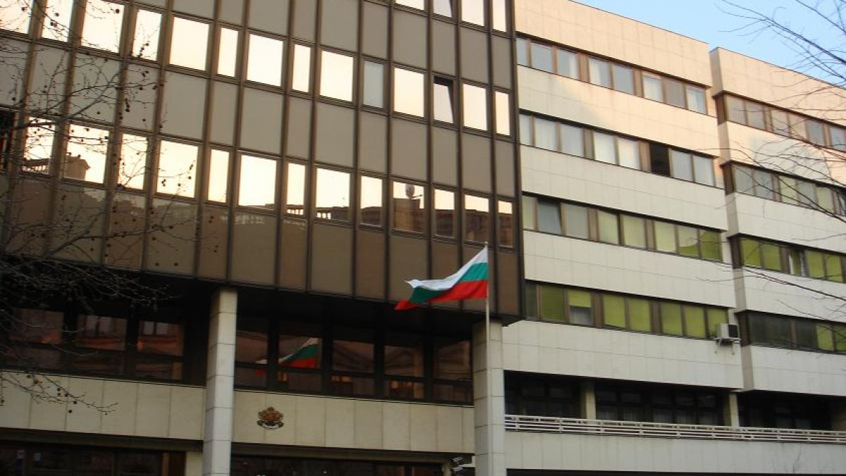 Губим 1 милион евро заради хотел в Берлин