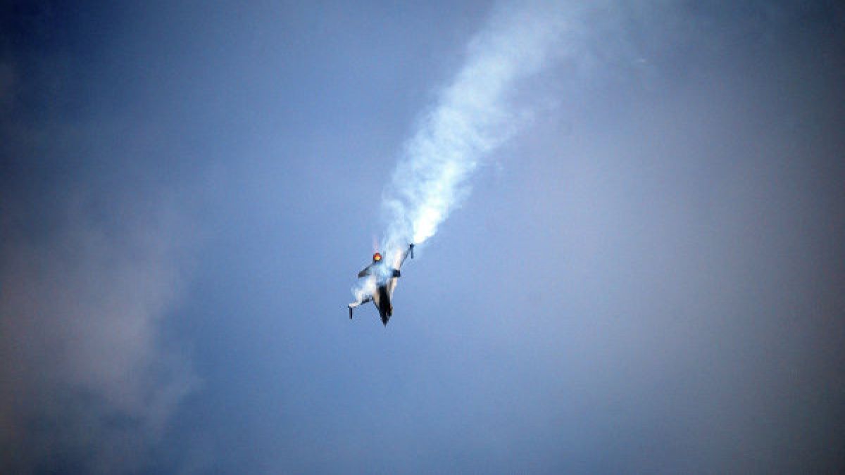 Иракски генерал пилотирал разбилия се в САЩ изтребител F-16     
