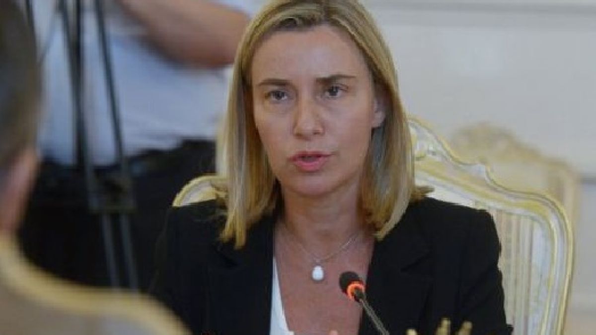 Могерини съобщи страшна вест: В Мали са загинали двама колеги от ЕС
