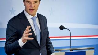 Премиерът на Нидерландя е бесен! Нарече К-19 протестите "чисто насилие от идиоти"