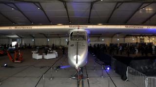 Solar Impulse 2 постави рекорд: 80 часа полет и 5663 прелетени километри