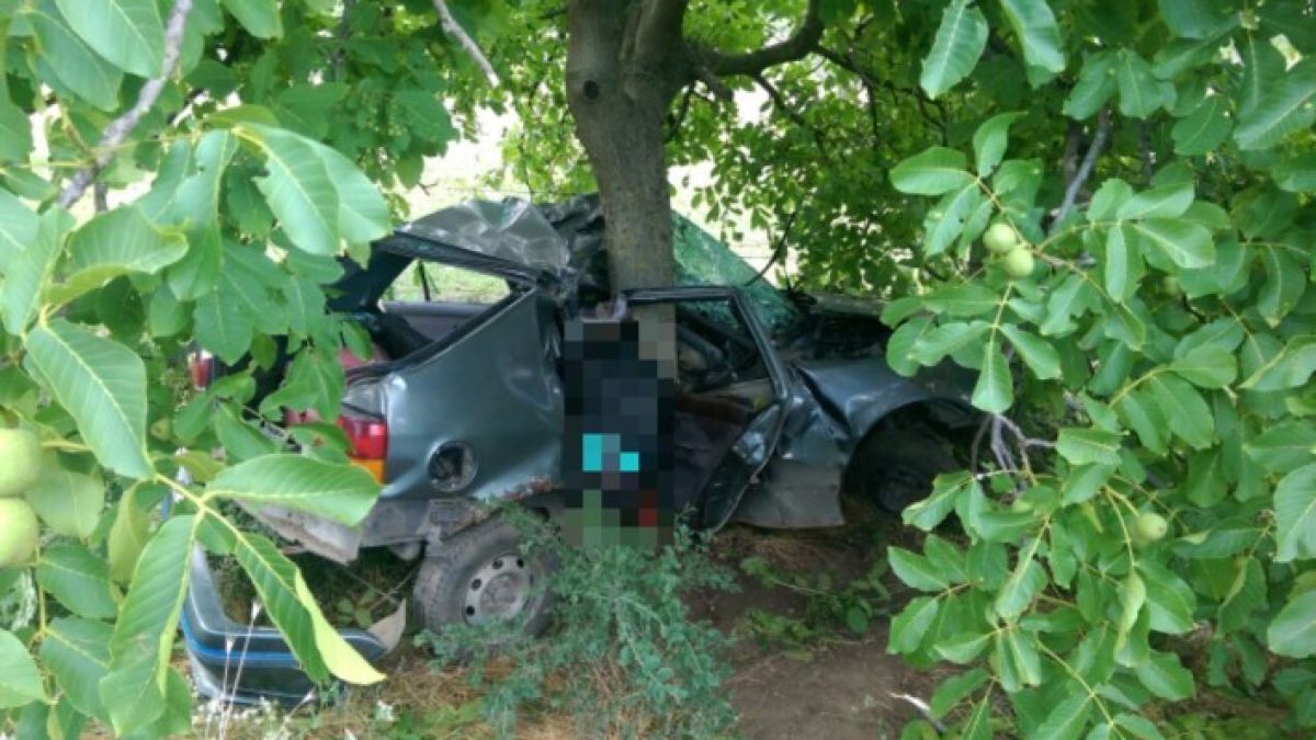 Бременна и приятелката й загинаха в катастрофата до Поморие, още една бере душа
