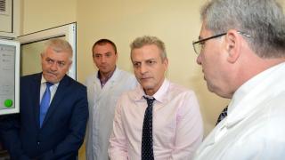 В Пловдив заработи най-модерният скенер, хваща рано Алцхаймер