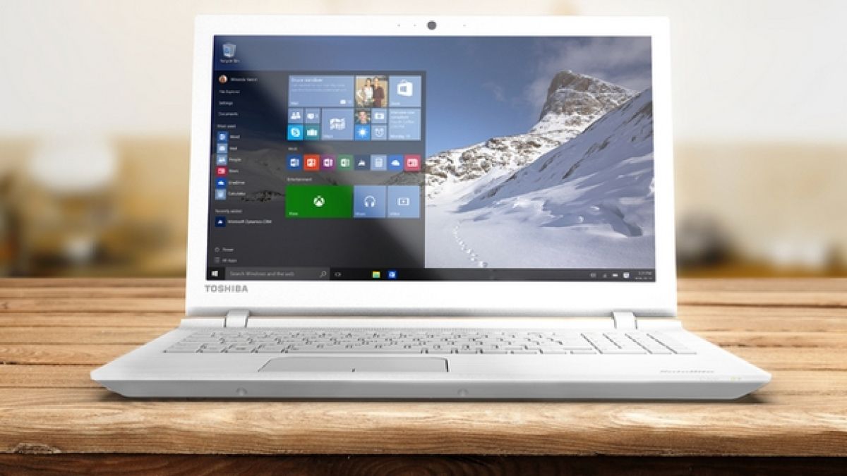 Пускат на пазара нови лаптопи Satellite C за Windows 10