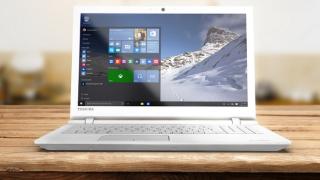 Пускат на пазара нови лаптопи Satellite C за Windows 10
