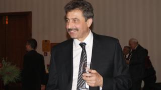 Скандал с мултиплексите! Цветан Василев ги командвал чрез "лимонка"