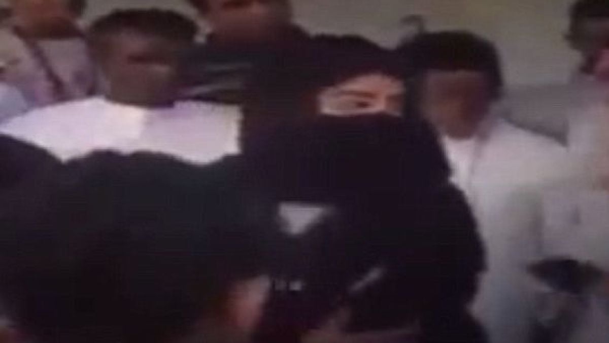 ВИДЕО показа ужаса на женската разходка в Саудитска Арабия 