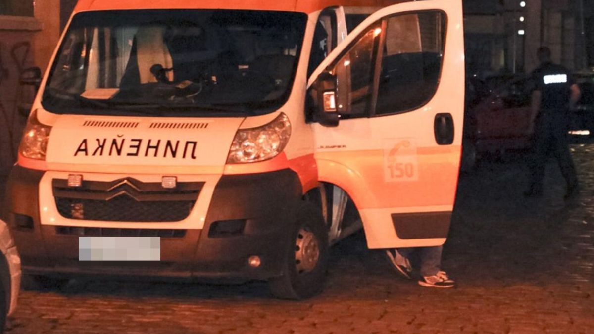 Трима гуляйджии ранени с нож - не помнят кой кого е наръгал