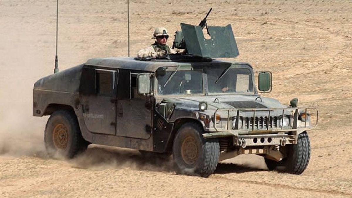 Пентагонът сменя работния кон Humvee