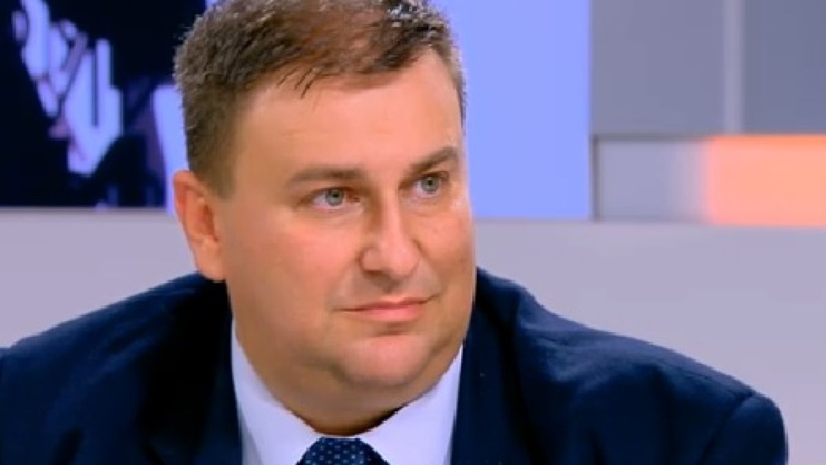 Евродепутатът Емил Радев със скандални разкрития за окървавения коледен базар в Страсбург, ето как са проверявали за оръжия