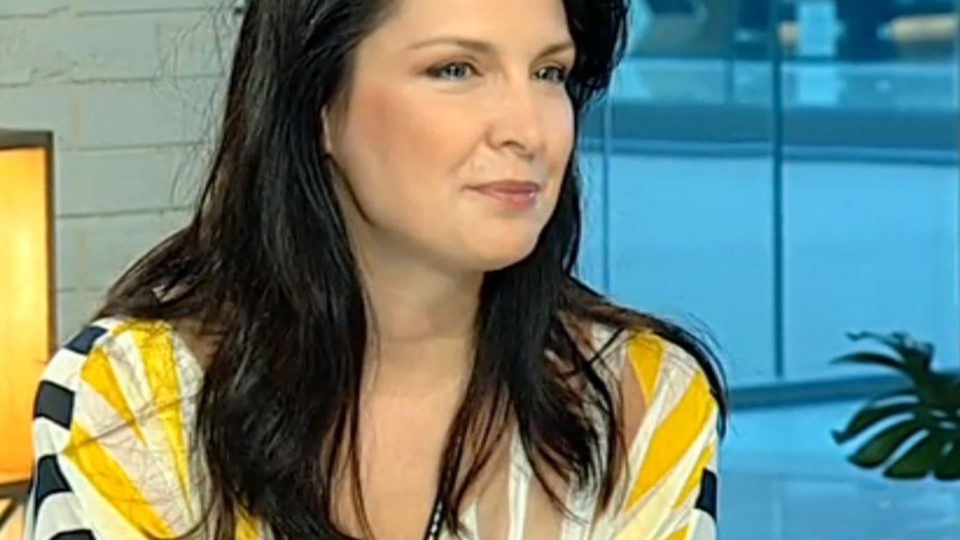 Жени Калканджиева топли леглото на известен бизнесмен СНИМКА