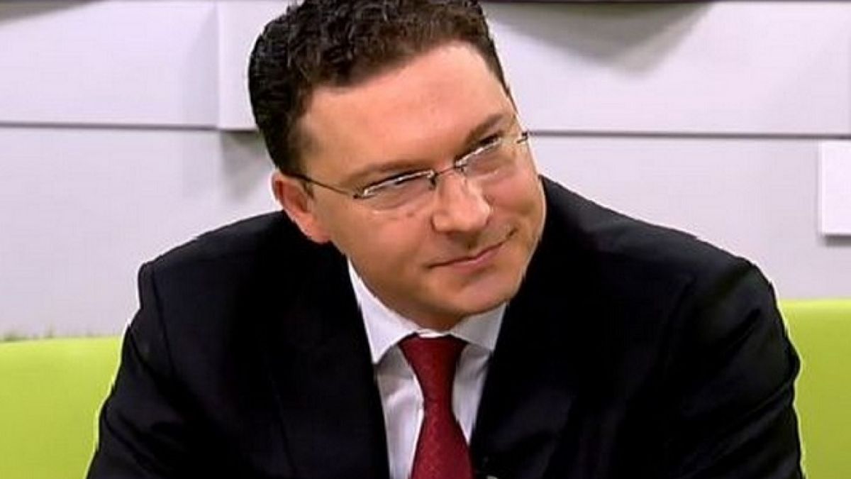 Даниел Митов е поискал обяснение от посланика ни в Москва за думите му, че санкциите срещу Русия са вредни