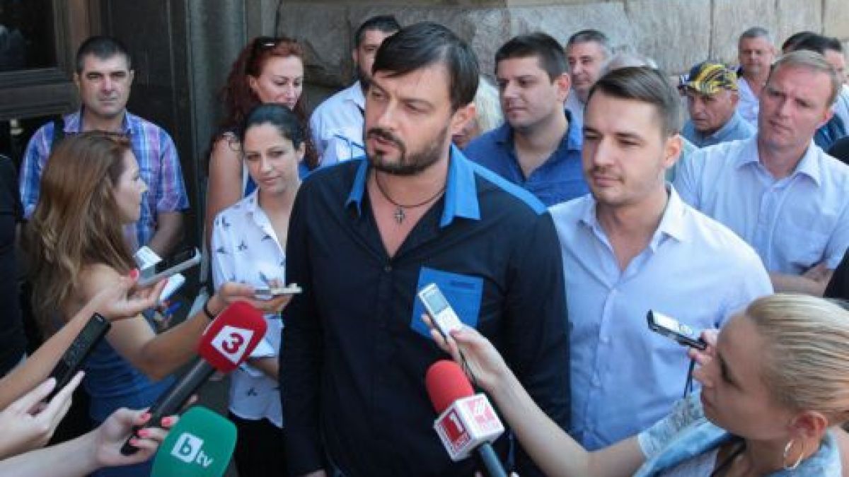 Бареков даде на съд решението на ЦИК за централната номерация за вота