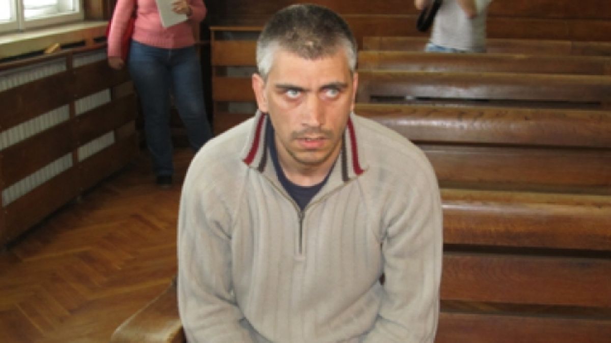Пак съдят бащата, утрепал детето си с точилка