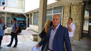 Първият кмет победител е с мандата на ББЦ и подкрепен от всички партии