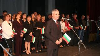 Калоферски гайдари стартираха кампанията на кандидата на БСП Карлово