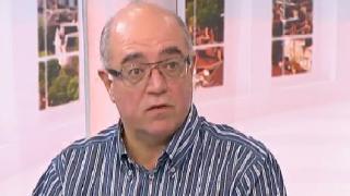 Социологът Кънчо Стойчев за войната БСП срещу ГЕРБ: Управление ден за ден или смяна на системата?