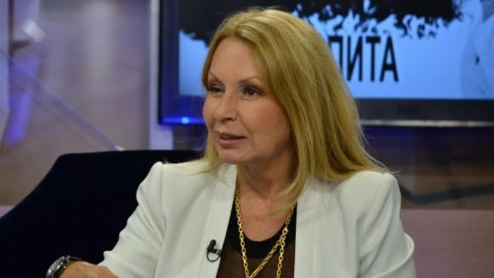 Беновска към Захариева: Радев ще призовете ли да се извини „за блатото” България след доклада на ЕК?    