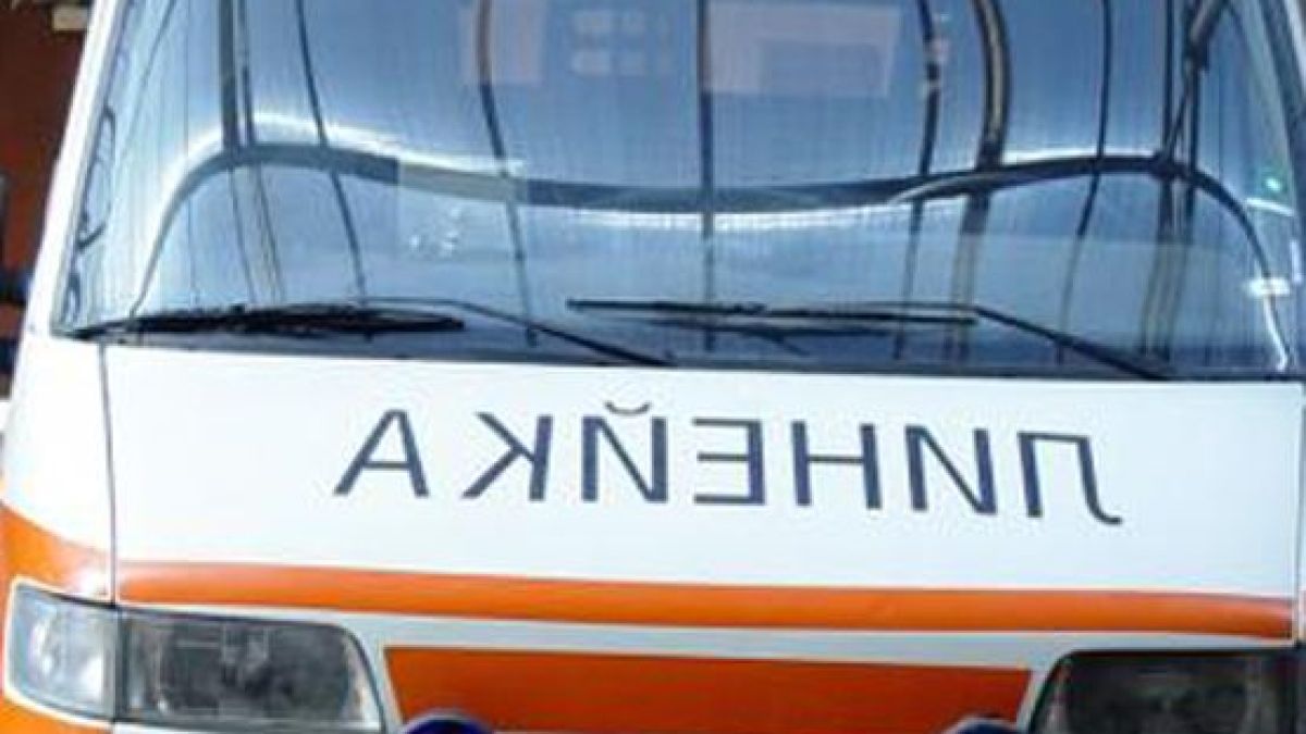Ужас в центъра на София! Трамвай преряза автобус на две, има ранени! 
