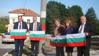 Михаил Миков: Важно е как живеят хората и в малките населени места