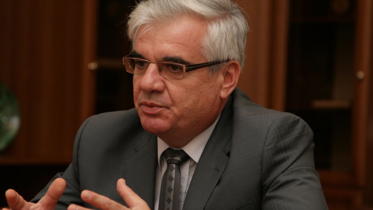 Проф. д-р Димитър Стойков: Развитието на културните институти е приоритет