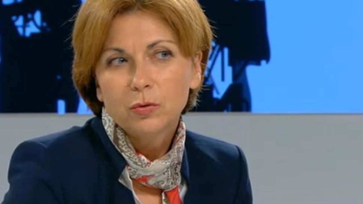 Боряна Димитрова: Българите приемат за нормално политиците „да почерпят” преди избори