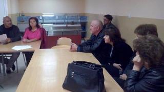 Кандидатът на ГЕРБ за кмет на Пирдоп се срещна с учители от СОУ "Саво Савов" 