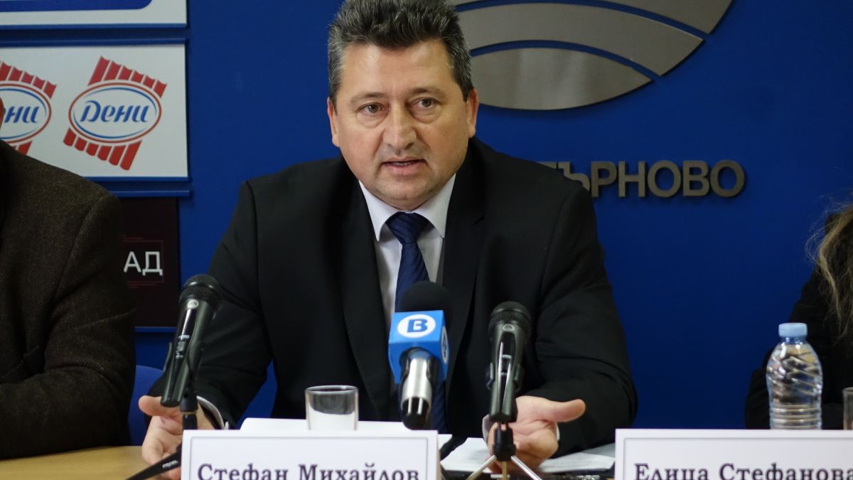 Стефан Михайлов с конкретни мерки за намаление на данъците, нови улици, спорта и управлението на община Вeлико Търново