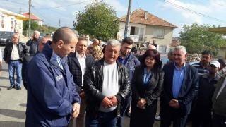 Цветанов в село Бенковски: Румен Младенов ще преобрази община Кирково 