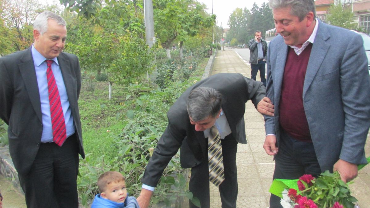 Георги Първанов изрази подкрепата си за настоящия кмет на Медковец