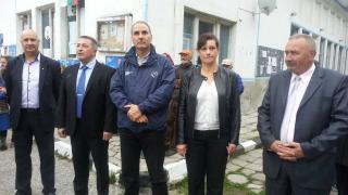  Цветанов в село Лясково: За нас е важно да се срещнем очи в очи с жителите на всяко населено място, за да решаваме реални проблеми