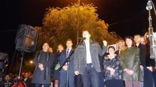 Хоро като за световен рекорд се изви в Маноле в подкрепа на Копринков 