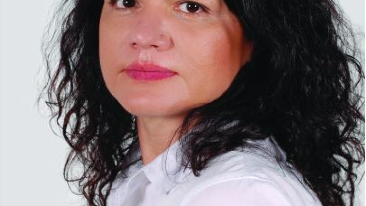 Поля Ченева, водач на листата за общински съветници във Варна: Избирателите да дадат път на експертността и гласът на хората да бъде чут 