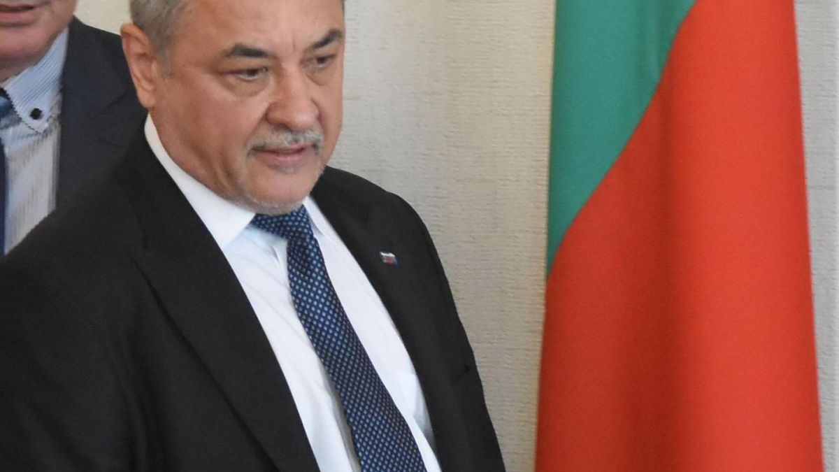 Валери Симеонов: Не гласувайте заради зависимости, а с разума си