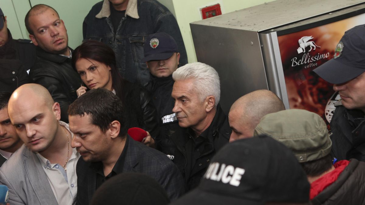 Биячът на Сидеров избухнал внезапно, Бъчварова била на половин метър