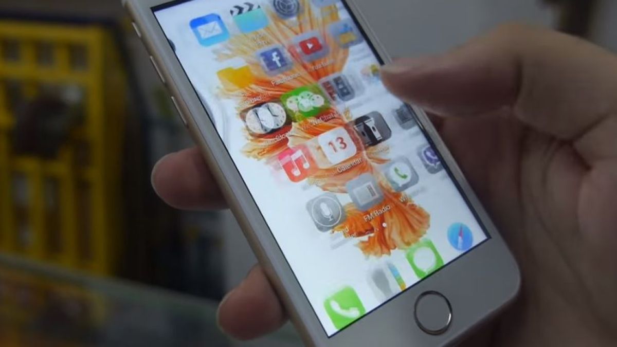 Китайските ментета на iPhone 6s – едно към едно с оригинала (ВИДЕО)