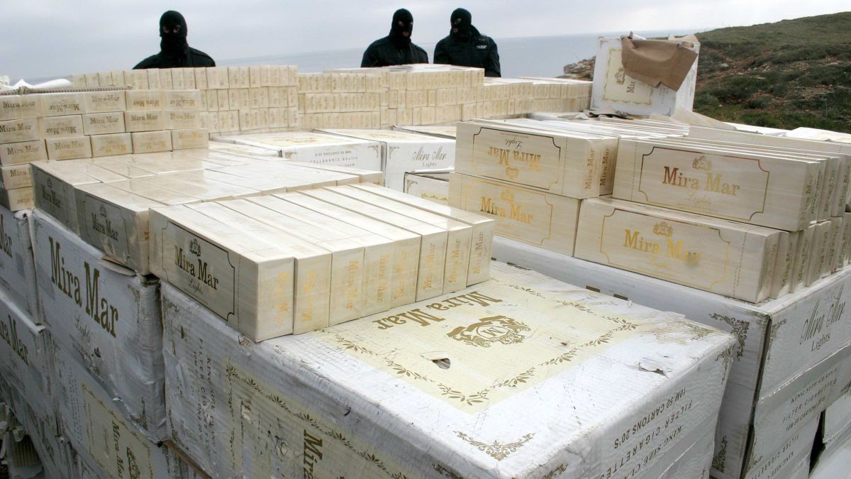 Акция в морето! От две седмици испанските полицаи дебнат кораба "Лейди бос" - атакуваха го, а на борда му изловиха двама нашенци, защото...