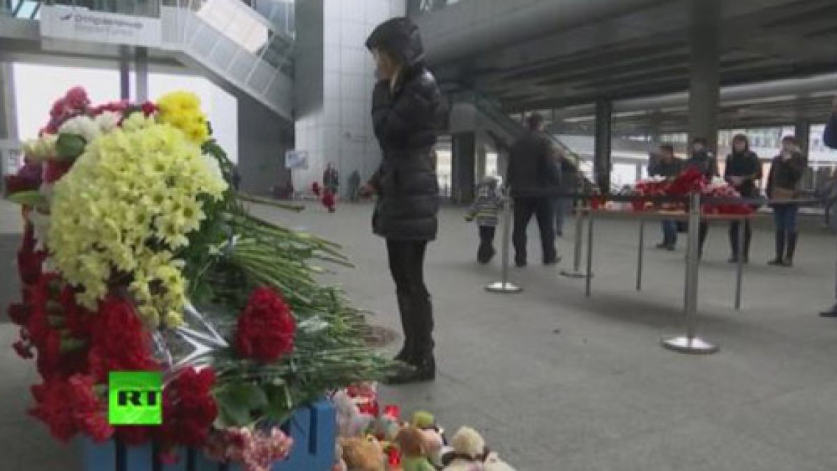Самолет с телата на жертвите от руския самолет кацна на „Пулково”