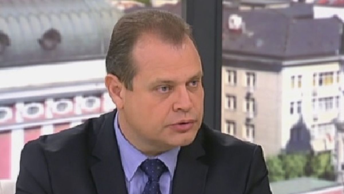 Шефът на АПИ: След поскъпването на винетките няма да има дупки по пътищата (ВИДЕО)
